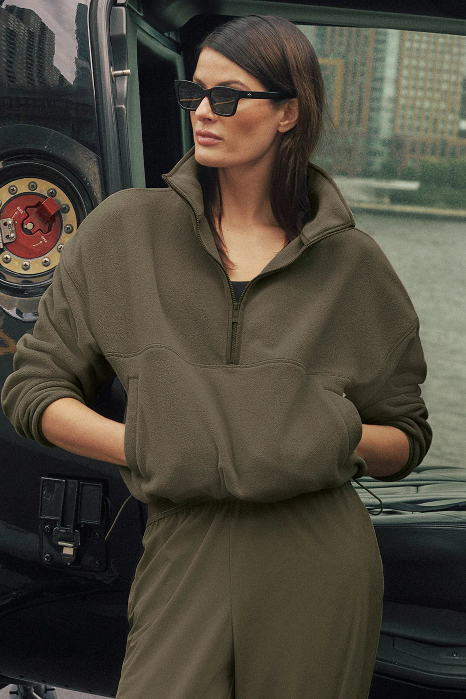 Polar fleece retreat cover up ALO YOGA