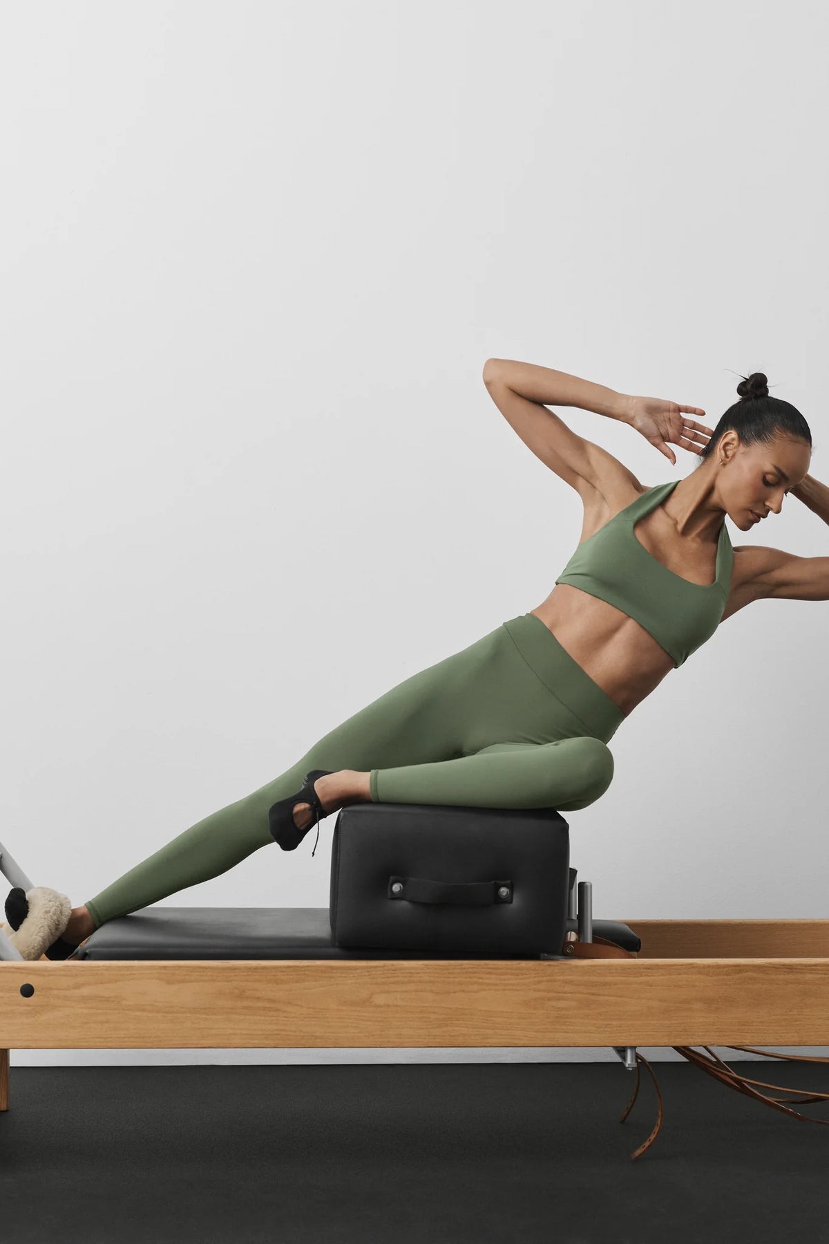 ALO softsculpt 7/8 define legging and bra