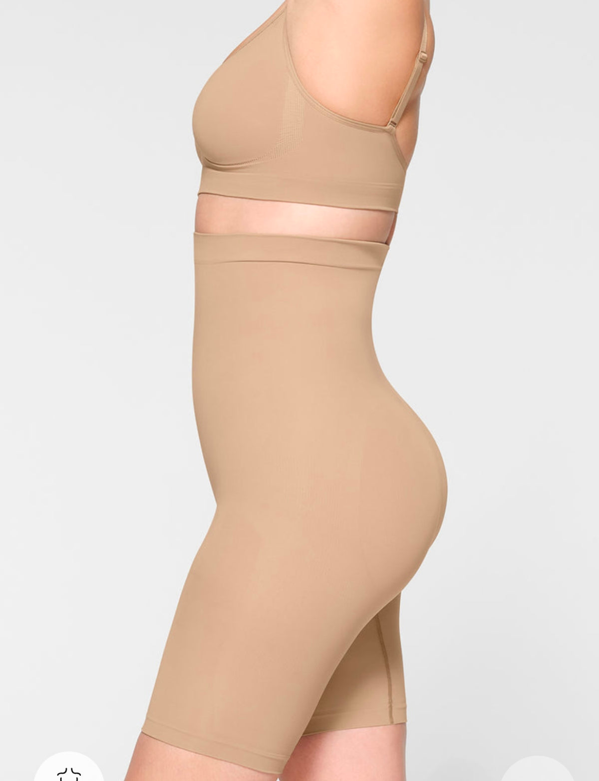 SEAMLESS SCULPT HIGH-WAISTED ABOVE THE KNEE
SHORT SKIMS