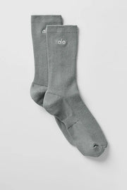Unisex Half-Crew understated sock Alo yoga