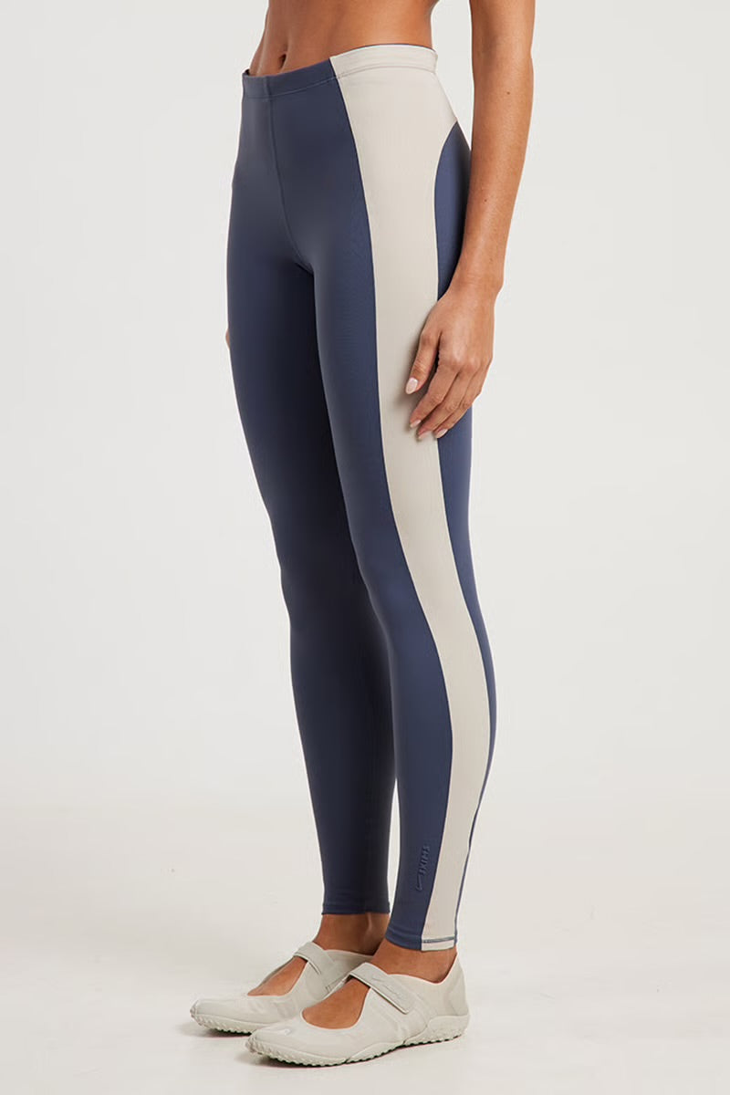 Nikeskims Matte shine mix 29'' legging