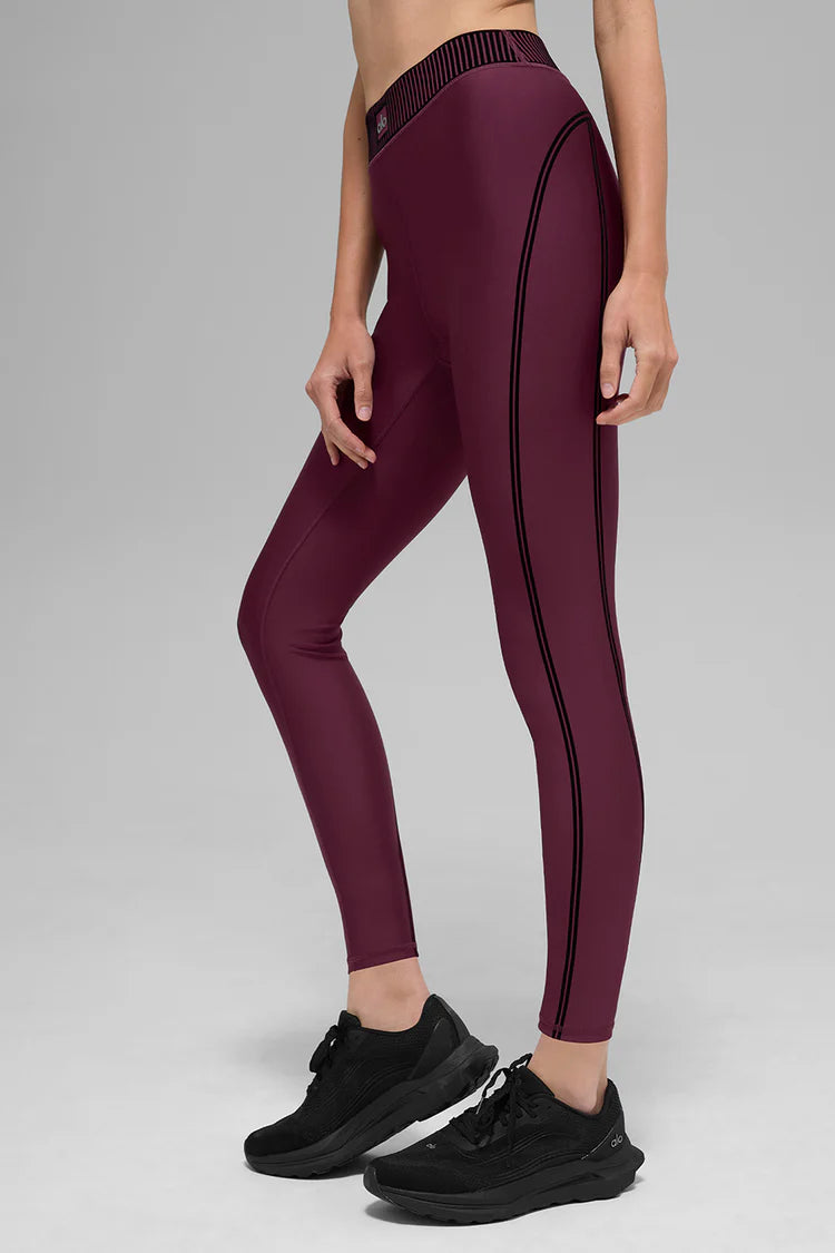 Airlift High-Waist 7/8 Line Up Legging and Top Alo Yoga
