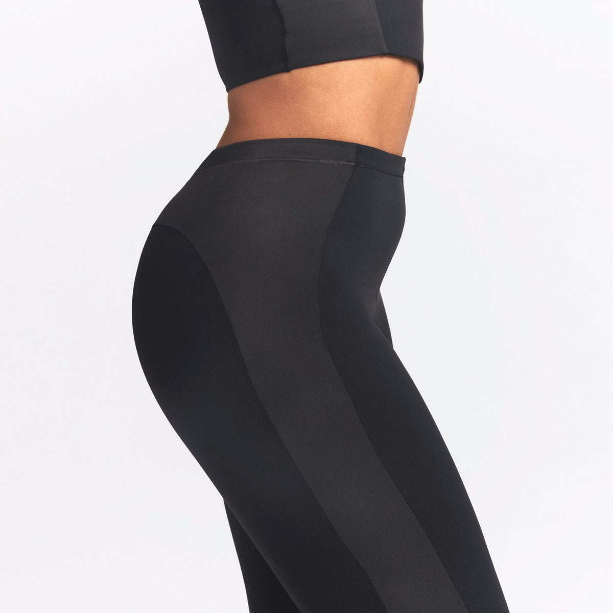 Nikeskims Matte shine mix 29'' legging