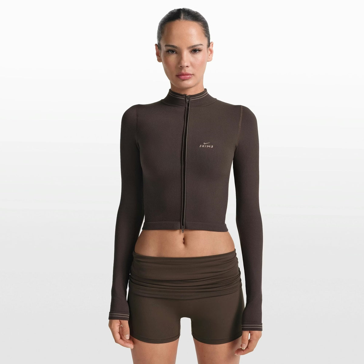NikeSKIMS Ribbed Seamless
Women's Cropped Full-Zip Jacket