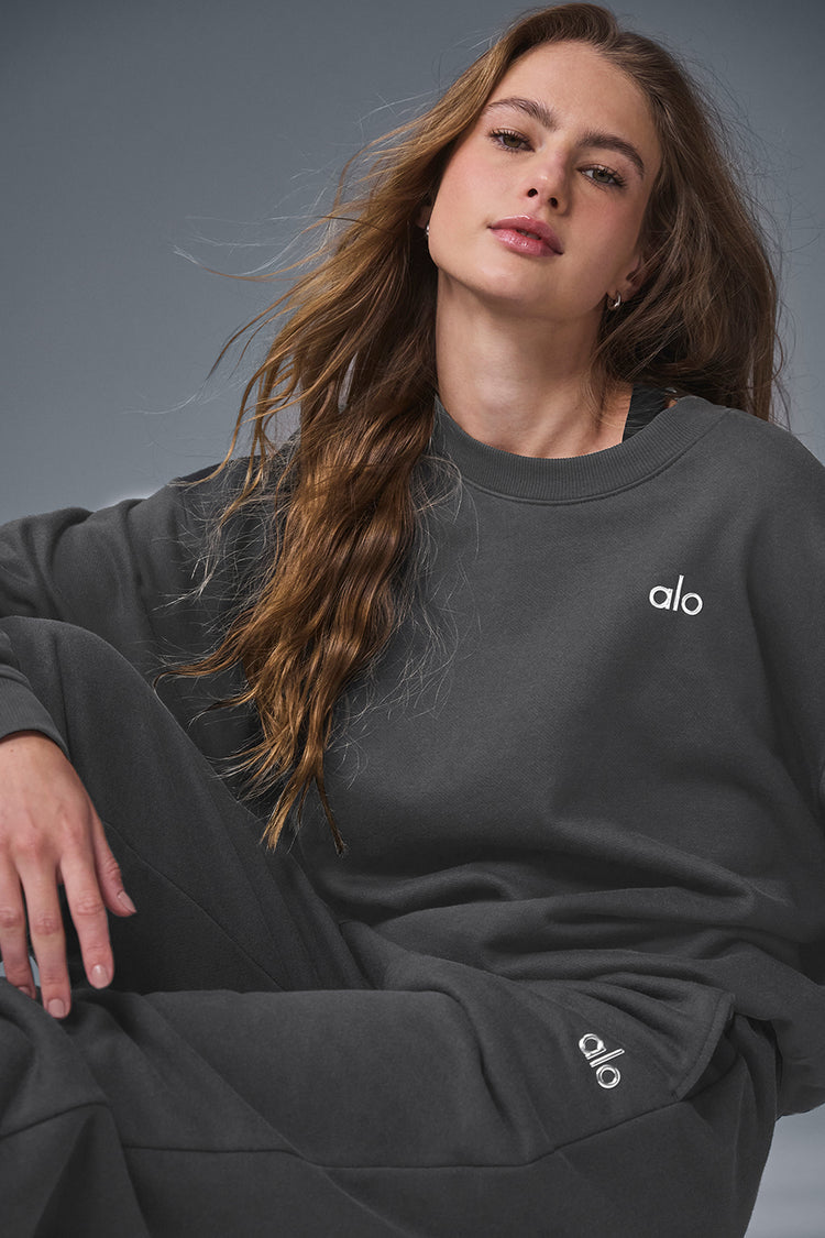 Accolade Crew Neck Pullover - ALO YOGA