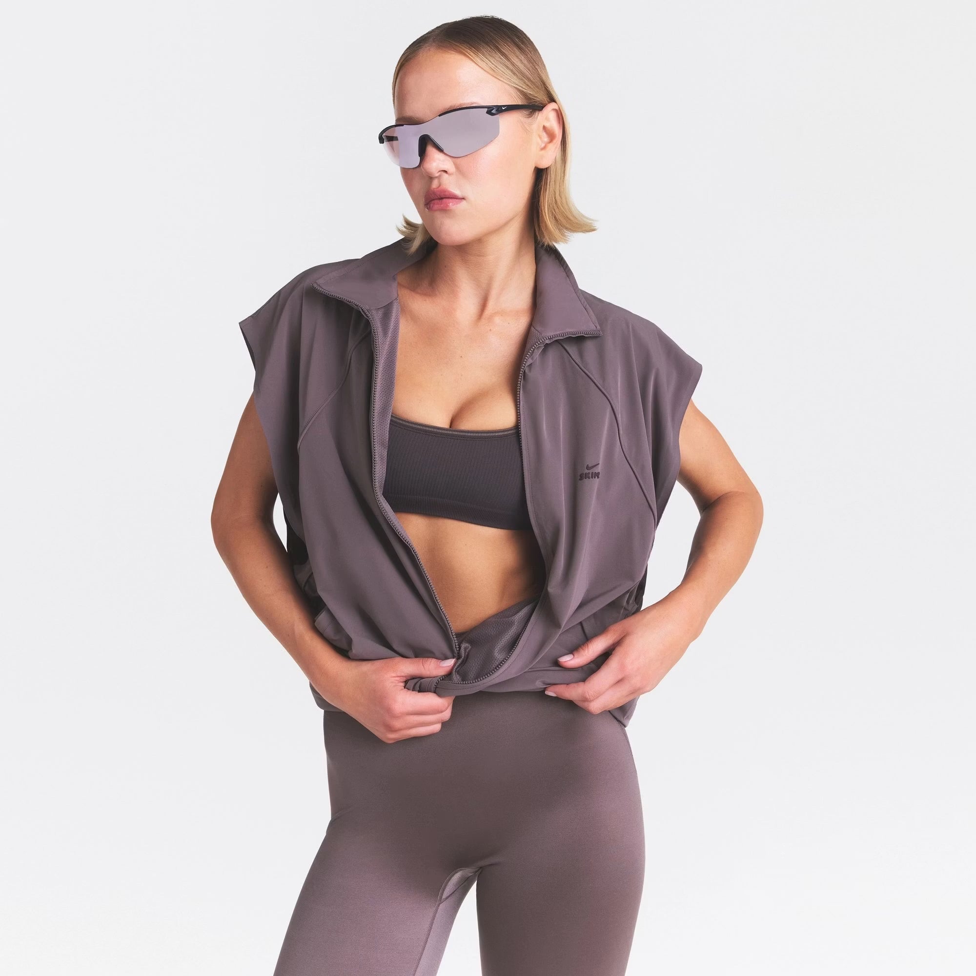 NIKESKIMS strech Nylon oversized vest