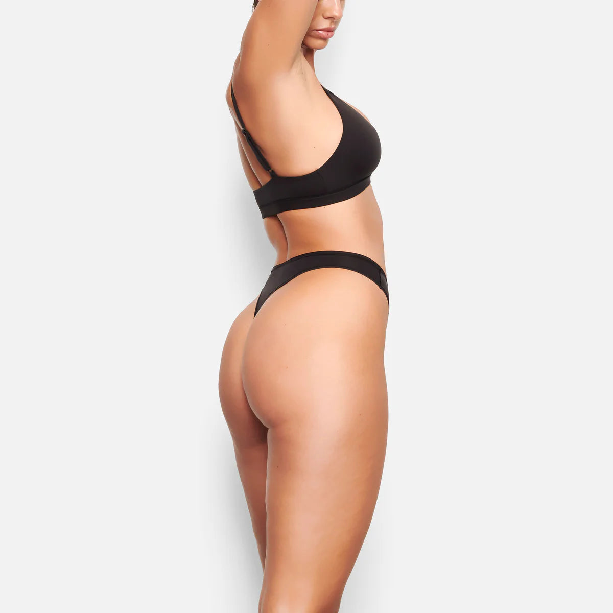 DIPPED FRONT THONG SKIMS