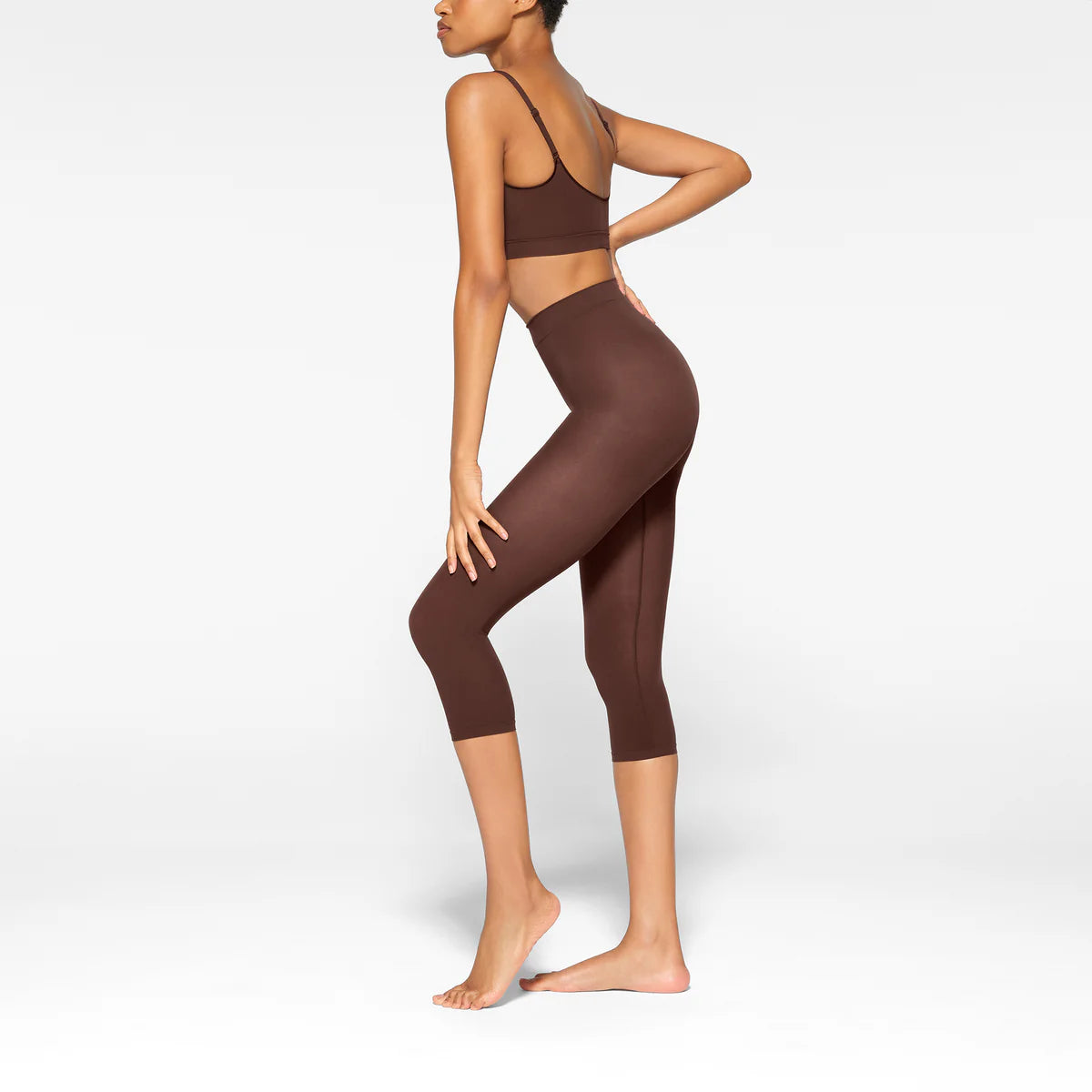 MID WAIST CAPRI SKIMS