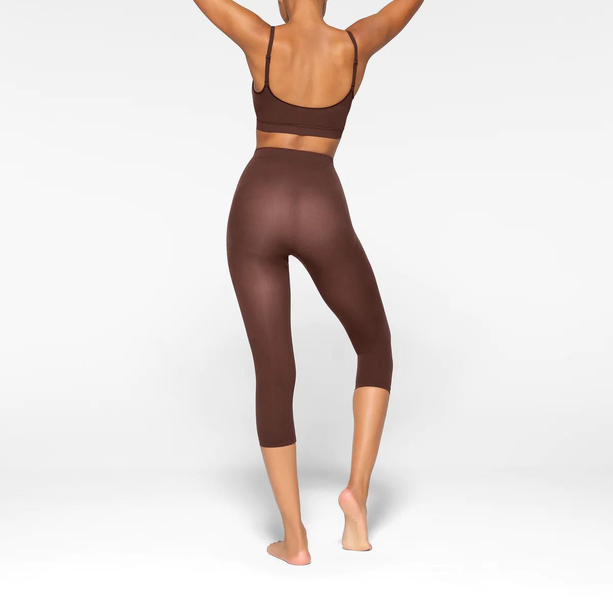 MID WAIST CAPRI SKIMS