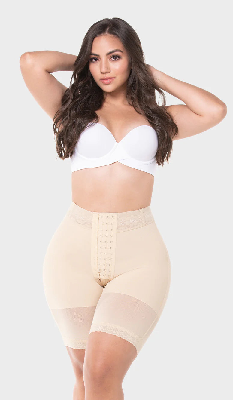 Short tipo reloj de arena con abrochadura MYD - Ref. STA00428