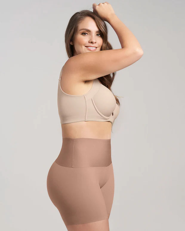 Short con control aspecto invisible leonisa 012970
