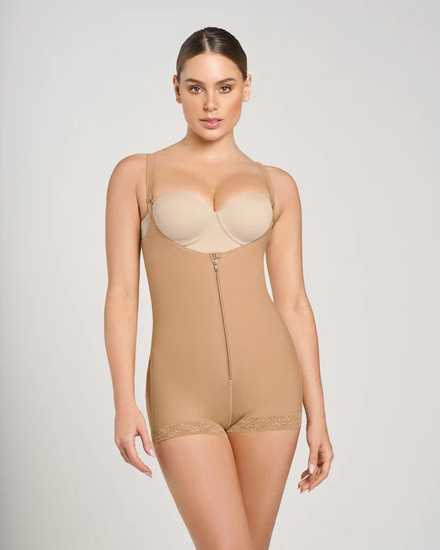 Faja estilo body de control fuerte levanta cola LEONISA 018678N