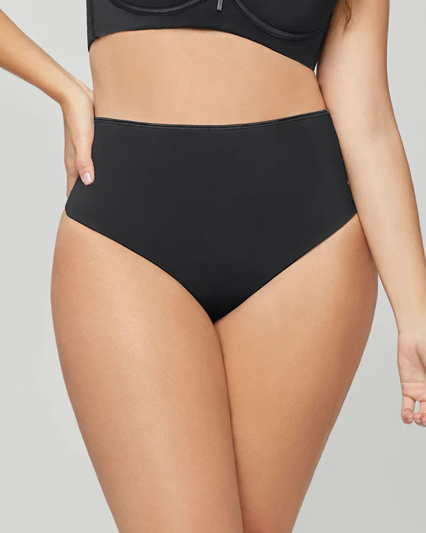 Panty faja brasilera de control fuerte tiro alto LEONISA 012952